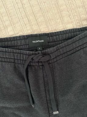 Talentless grey sweatpants, size L